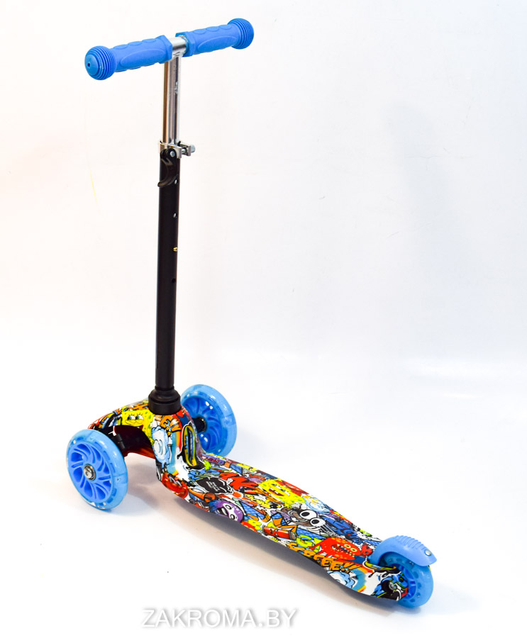 АКЦИЯ! Детский самокат Scooter Mini принт со светящимися колесами. Самокат трехколесный с регулируемой ручкой. Возраст от 1,5 до 5 лет. Арт. 038z. Цвет колес синий Губка Боб.